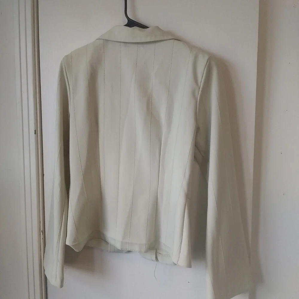 Cream Women's Pant Suit Set - Picture 5 of 7